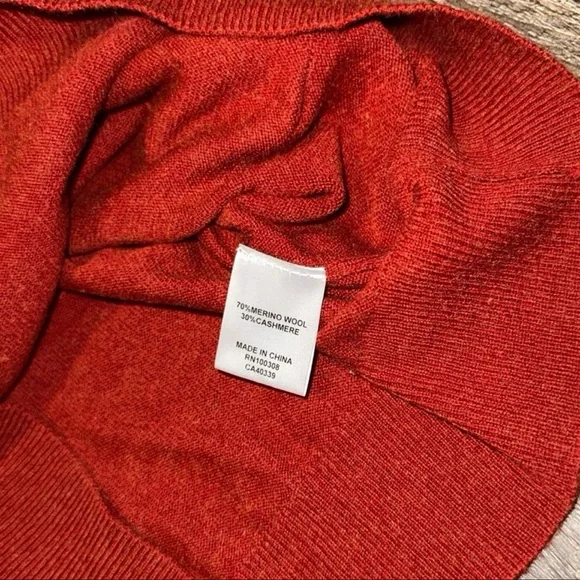 peter millar cashmere and merino wool hoodie - Picture 5 of 6